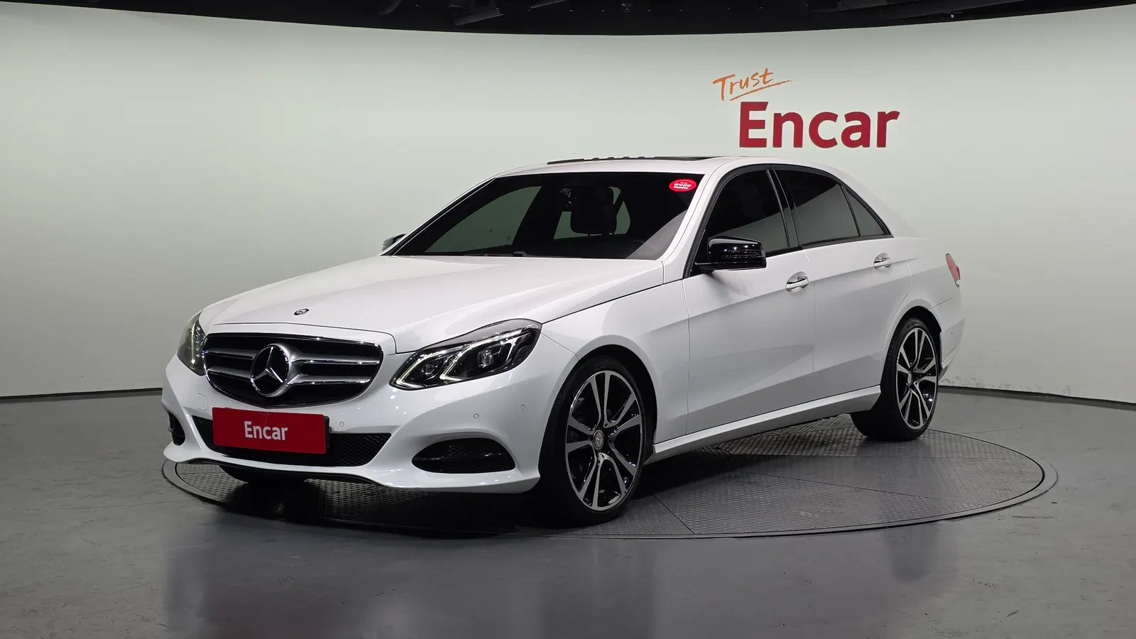Mercedes-Benz Classe E E220 BlueTEC Avantgarde Sport (W212) 2016 — photo 1 sur 20