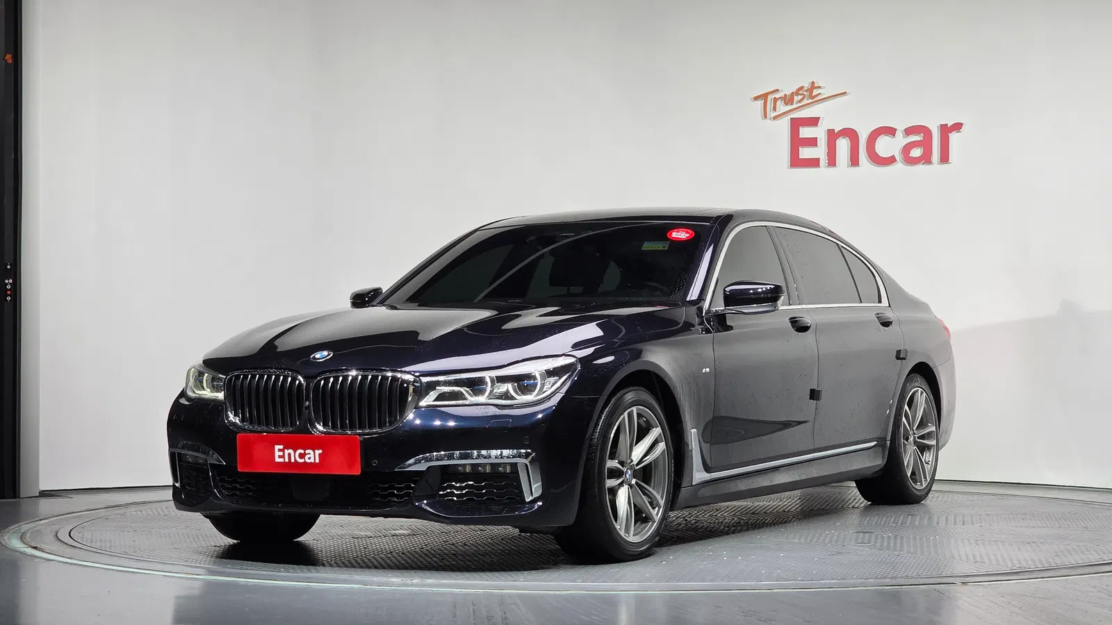 BMW Série 7 (G11) 730Ld xDrive M Sport 2018 — photo 1 sur 35