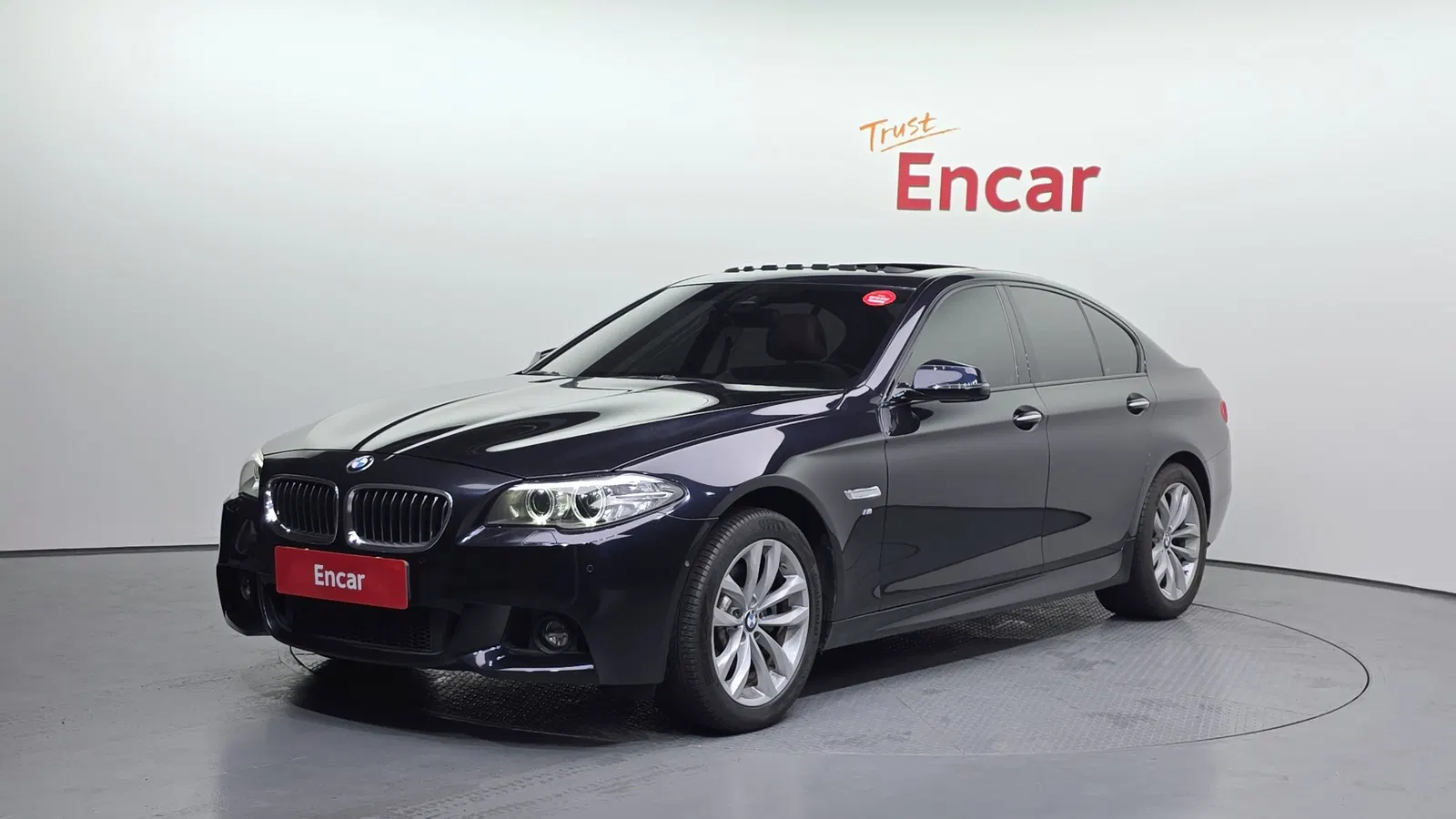 BMW Série 5 (F10) 528i M Aero Dynamic 2016 — photo 1 sur 8