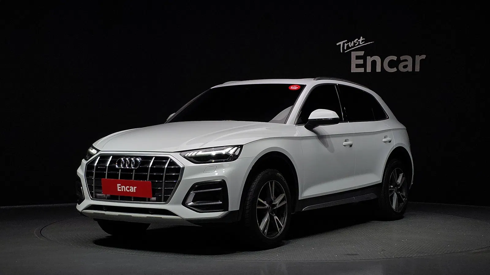 Audi Q5 (FY) 40 TDI Quattro 2021 — photo 1 sur 20