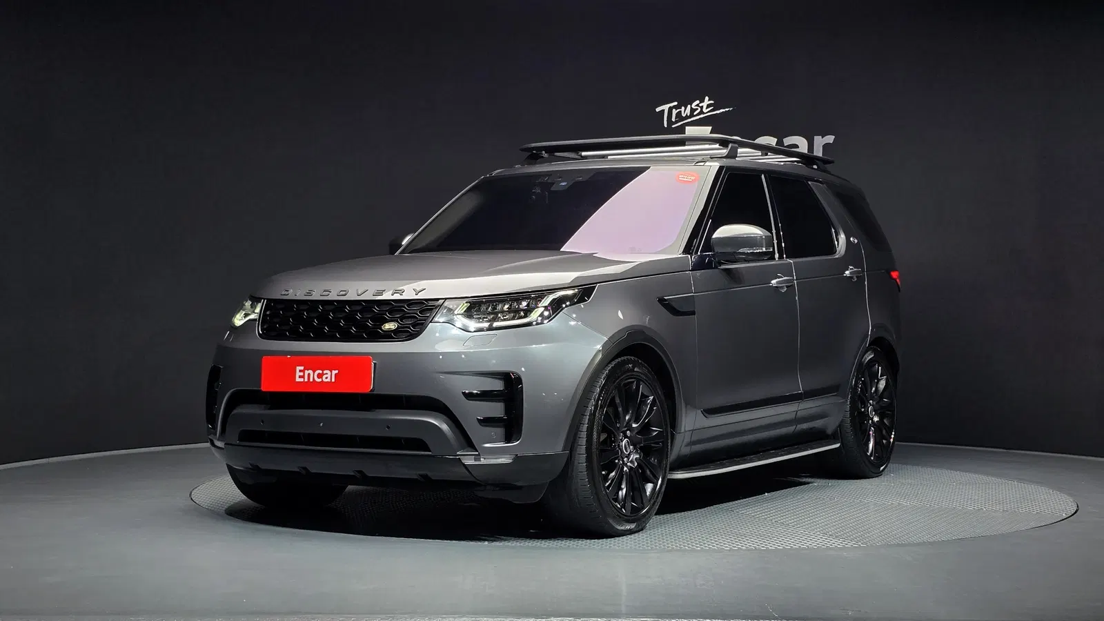 Land Rover Discovery 5 3.0 TD6 HSE Luxury 2018 — photo 1 sur 30