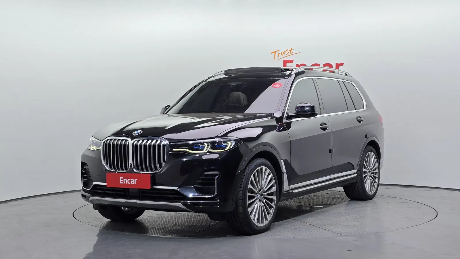 BMW X7 (G07) xDrive 40i Design Pure Excellence 7 places 2021 — photo 1 sur 20
