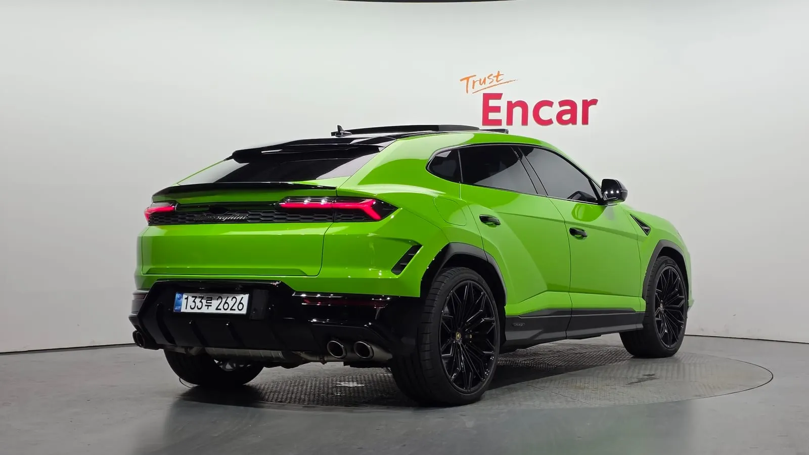 Lamborghini Urus 4.0 V8 SE 2025 — photo 1 sur 46