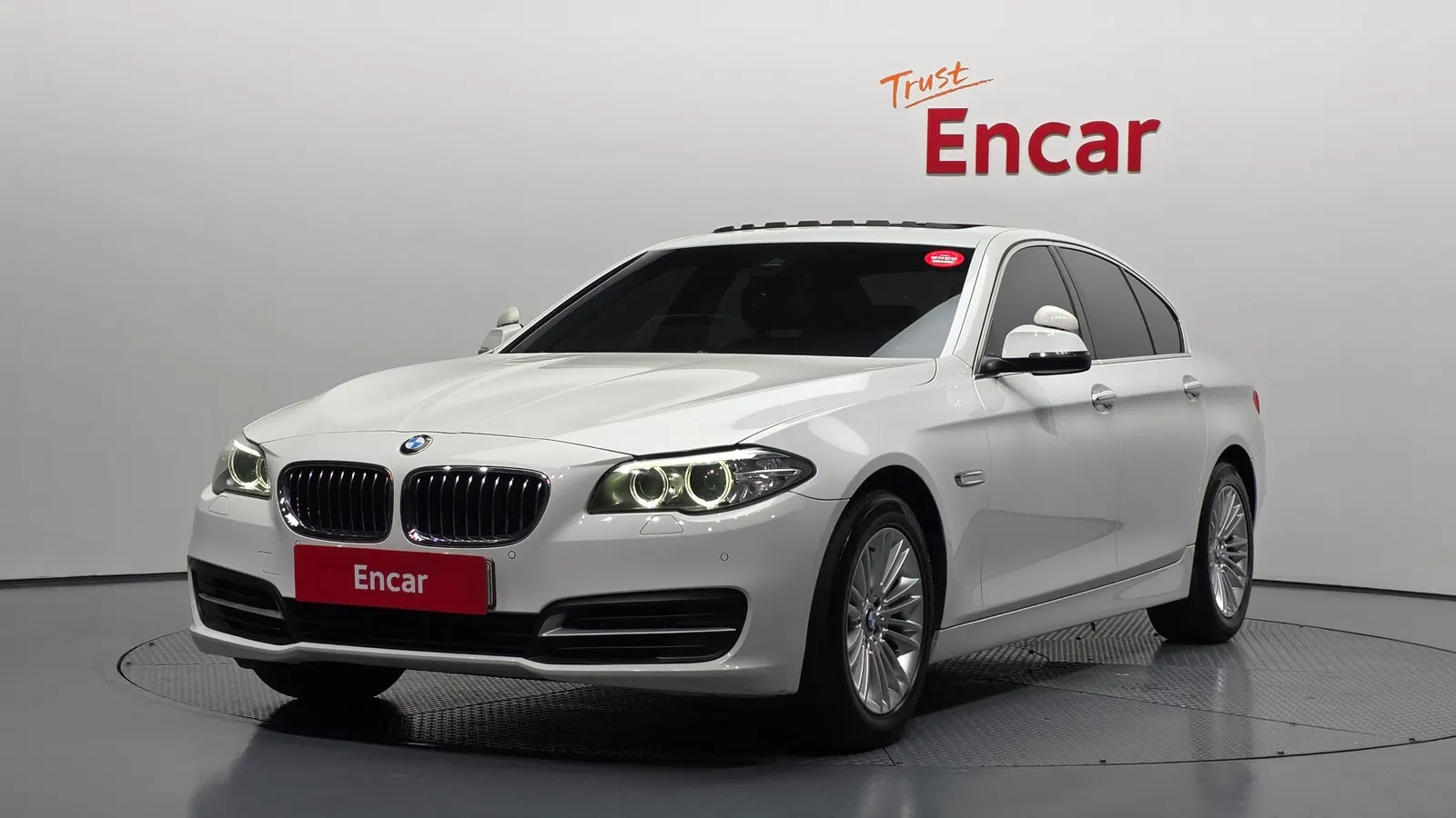 BMW Série 5 (F10) 520d 2015 — photo 1 sur 20