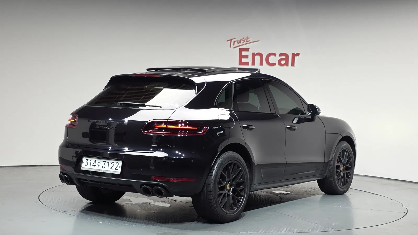 Porsche Macan 3.0 GTS 2018 — photo 1 sur 35