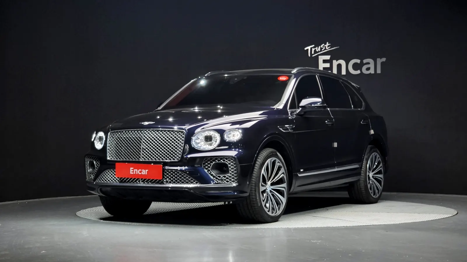 Bentley Bentayga 4.0 V8 2022 — photo 1 sur 26