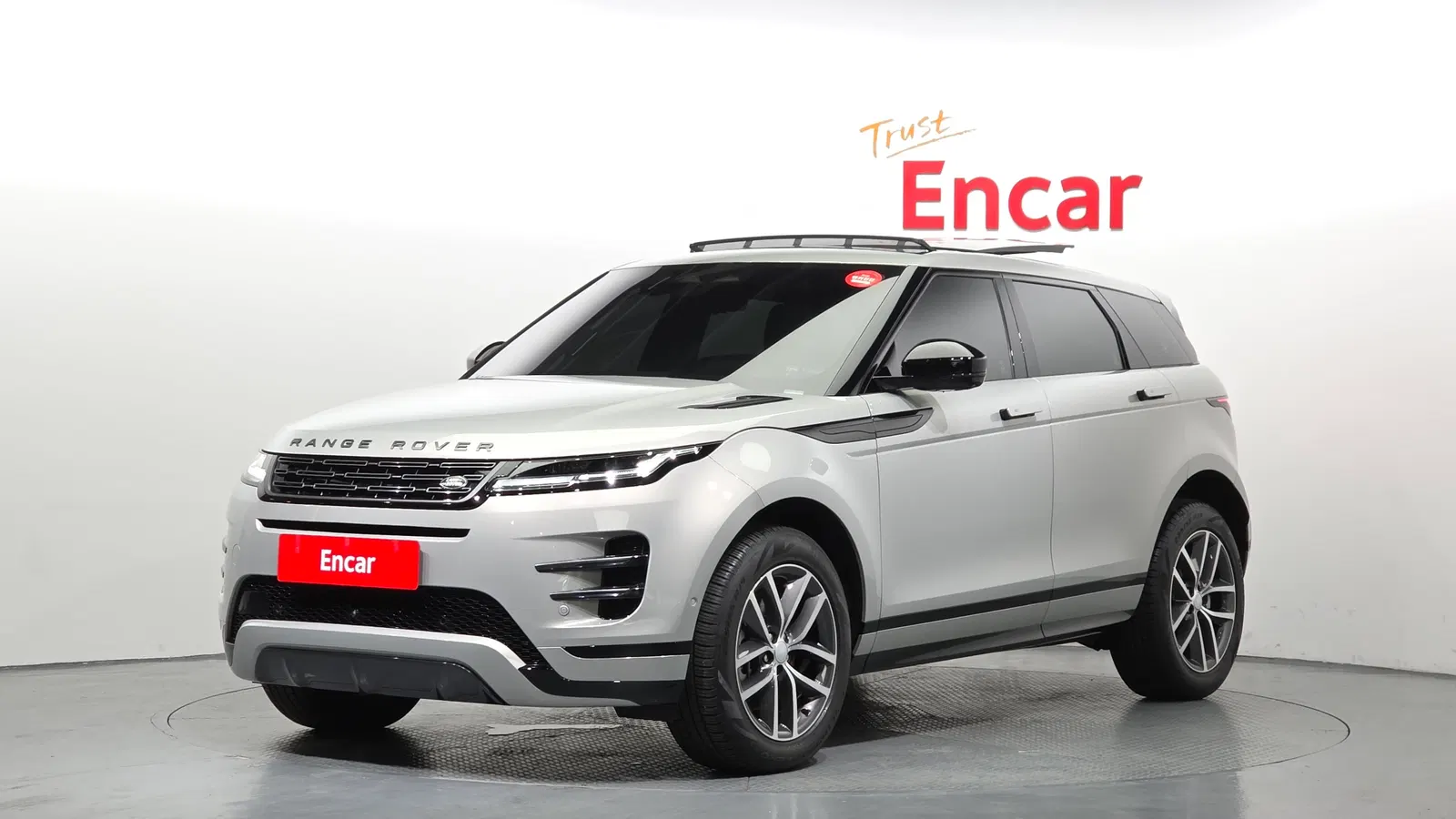 Land Rover Range Rover Evoque 2e génération P250 Dynamic SE 2026 — photo 1 sur 20