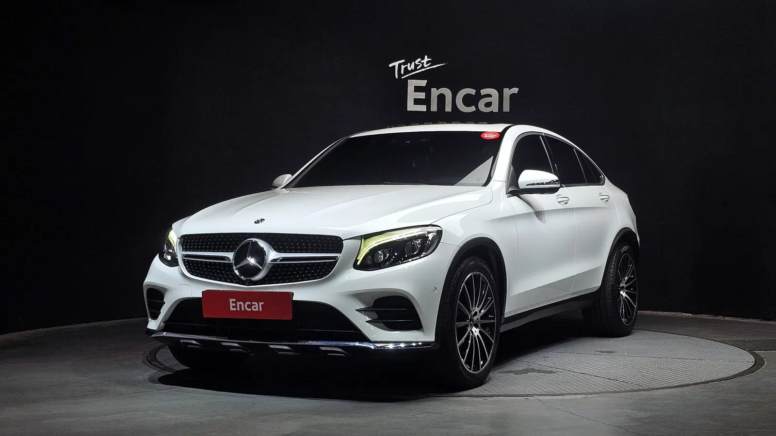 Mercedes-Benz GLC AMG Line · GLC300 4MATIC Coupé (X253) 2019 — photo 1 sur 30