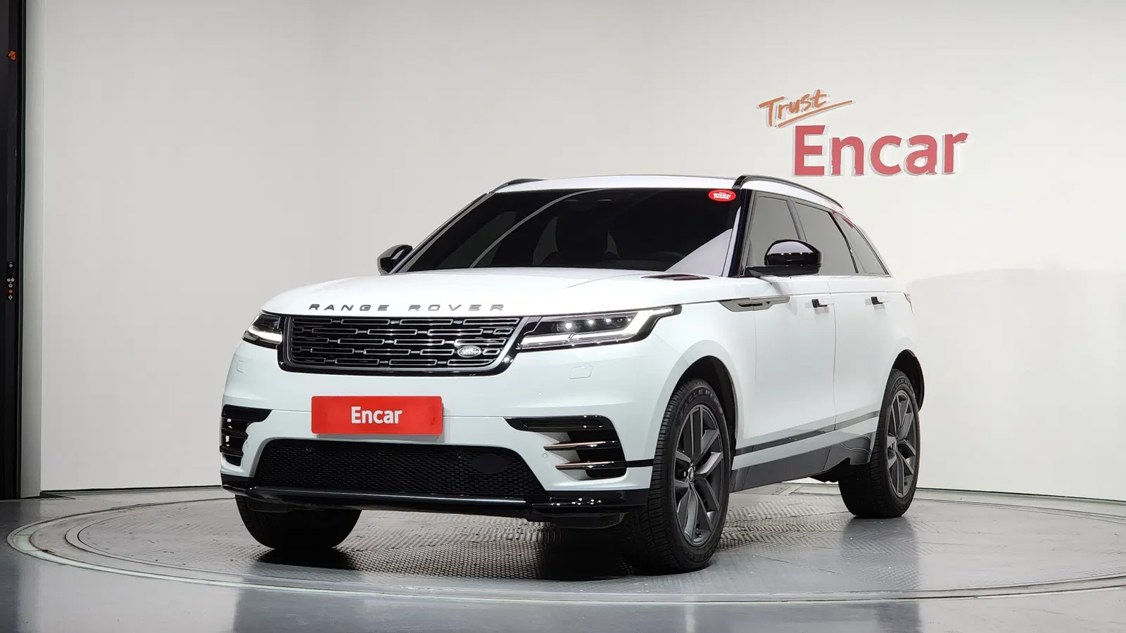 Land Rover Range Rover Velar 2.0 P250 Dynamic SE 2025 — photo 1 sur 35