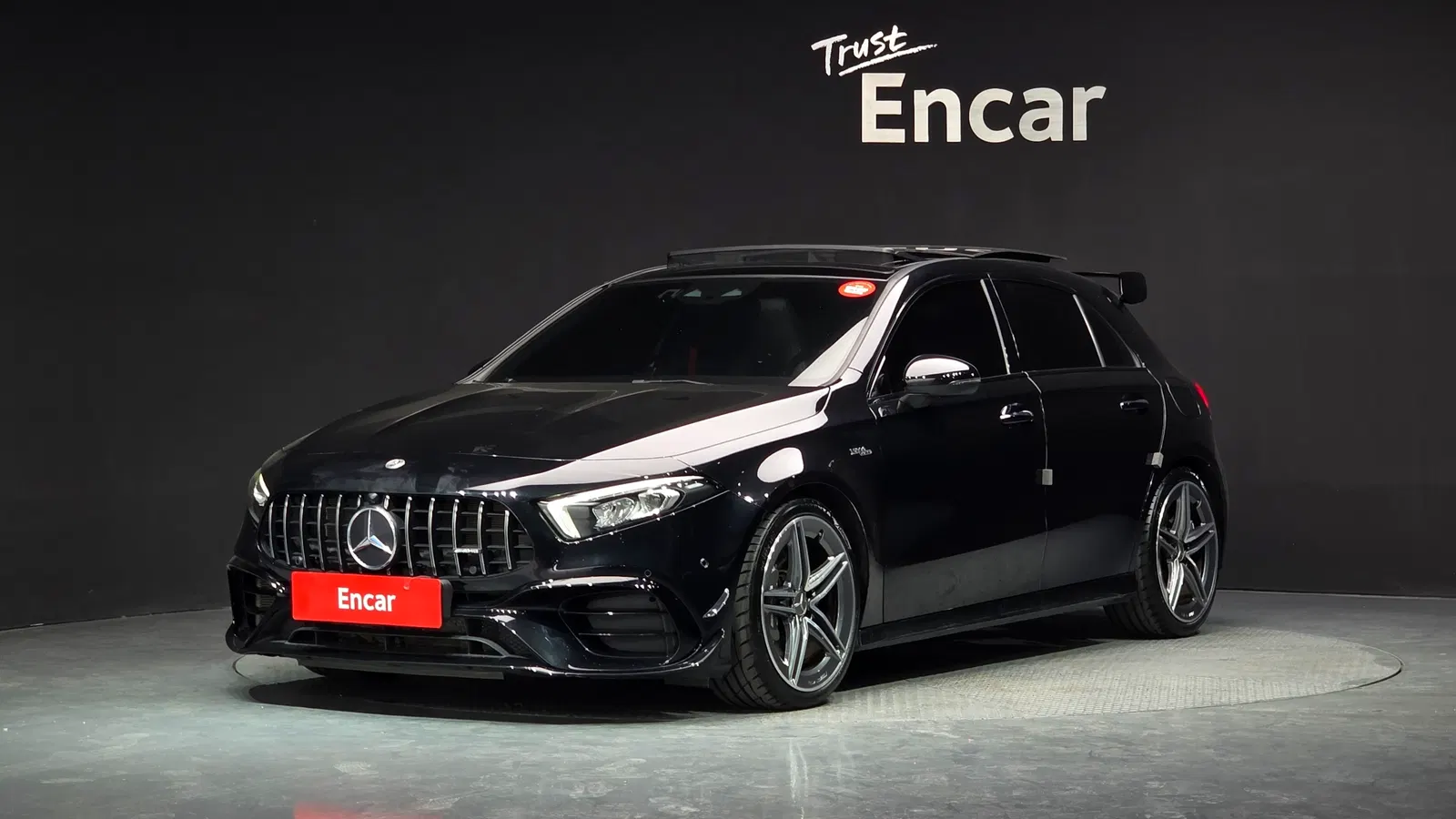 Mercedes-AMG Classe A A45 4MATIC+ 5 portes (W177) 2021 — photo 1 sur 32