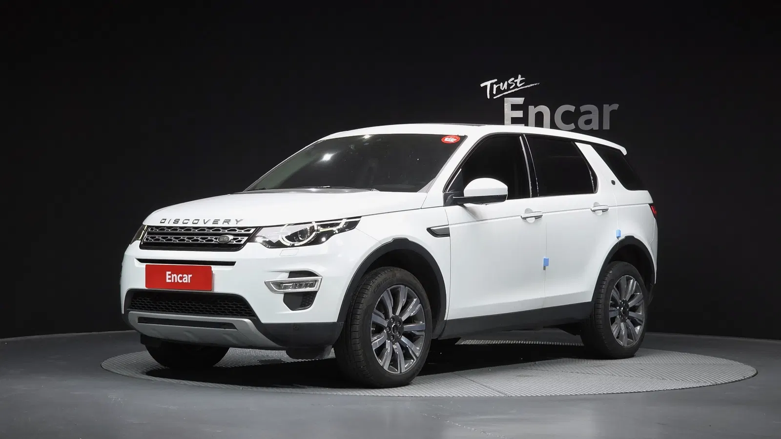 Land Rover Discovery Sport 2.0 TD4 HSE Luxury 2017 — photo 1 sur 20