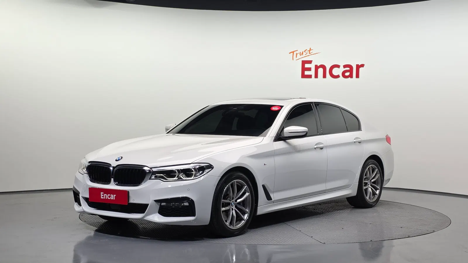 BMW Série 5 (G30) 530i M Sport Plus 2017 — photo 1 sur 43