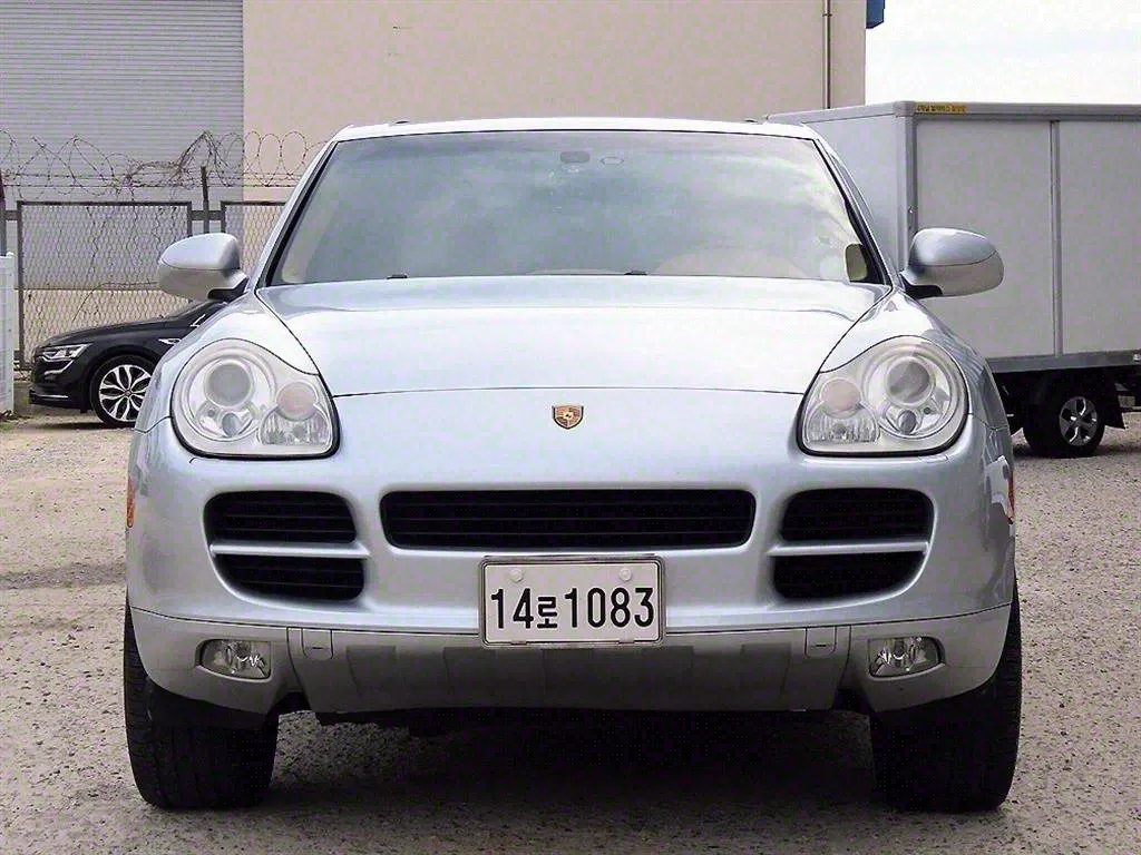 Porsche Cayenne 4.5 S 2006 — photo 1 sur 23