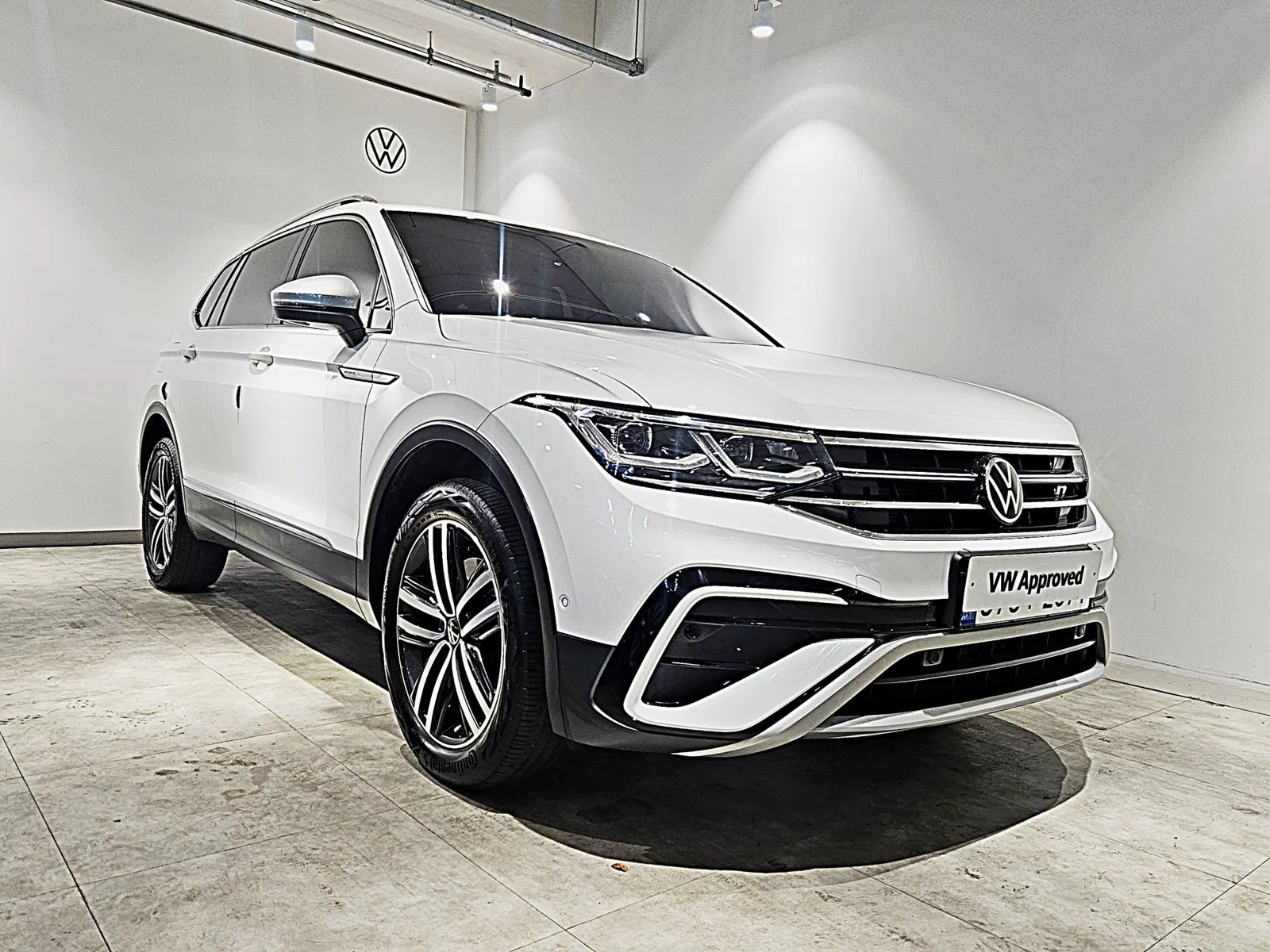 Volkswagen Tiguan Allspace 2.0 TSI Prestige 2023 — photo 1 sur 20