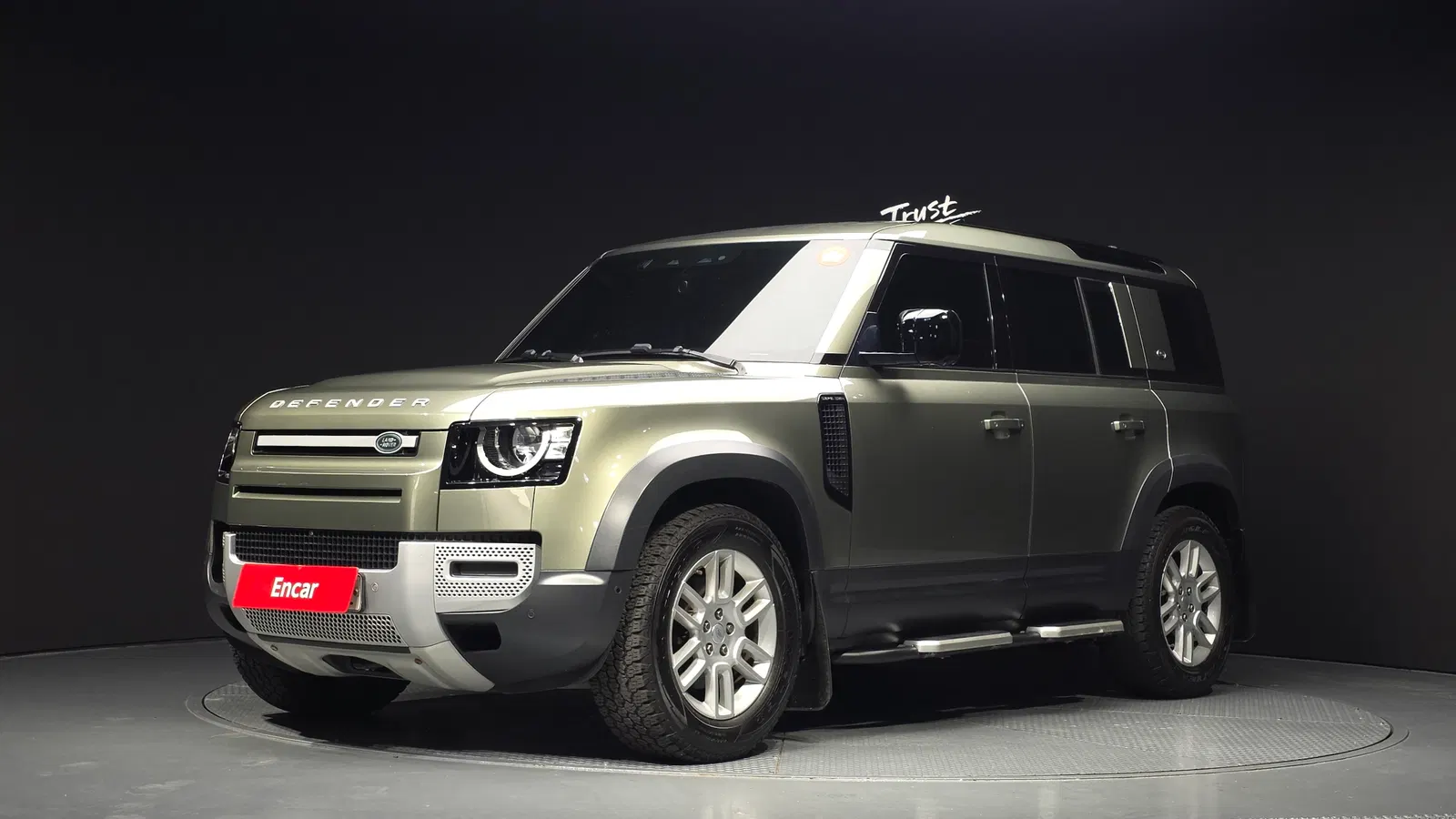 Land Rover Defender (L663) 110 D240 S 2020 — photo 1 sur 26