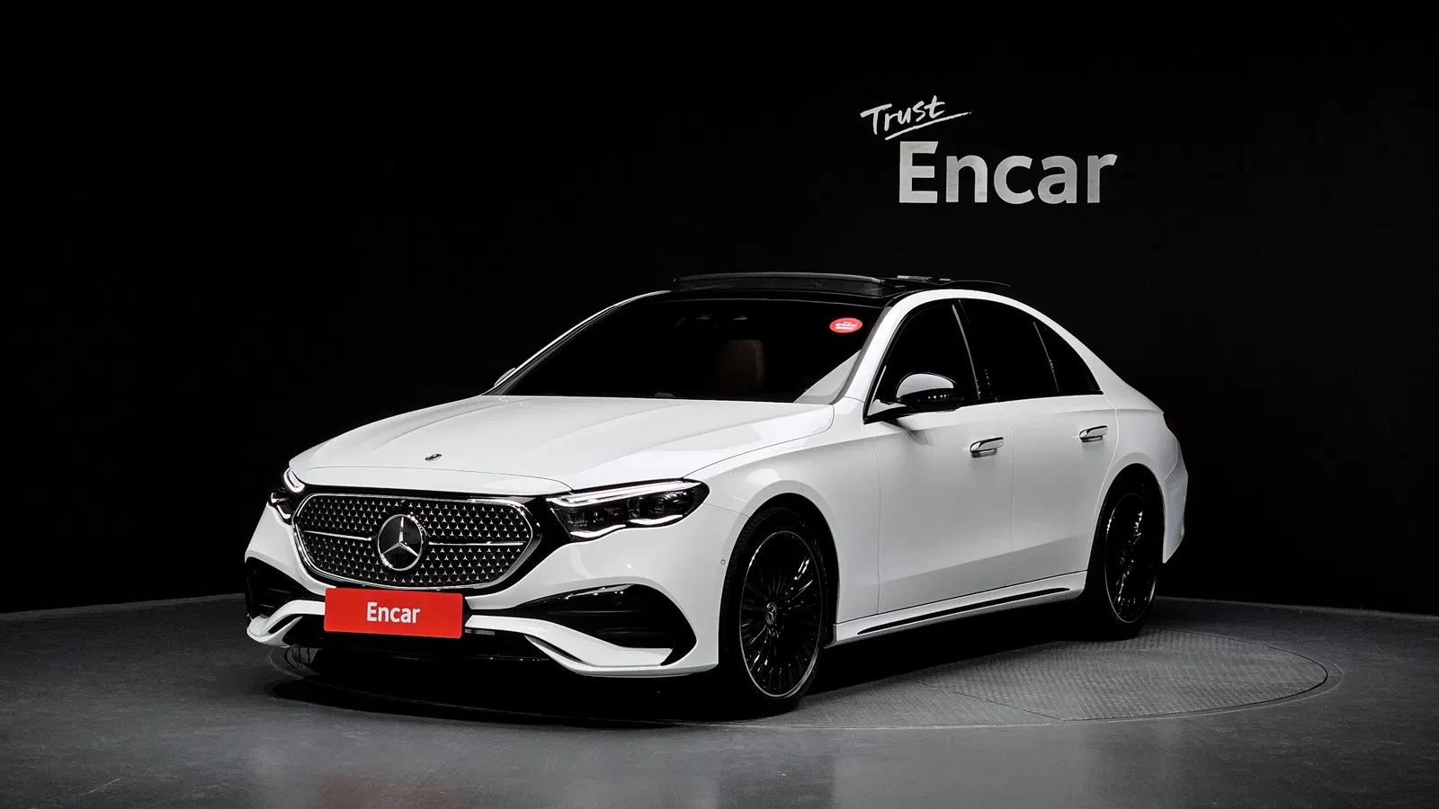 Mercedes-Benz Classe E AMG Line · E450 4MATIC (W214) 2026 — photo 1 sur 35