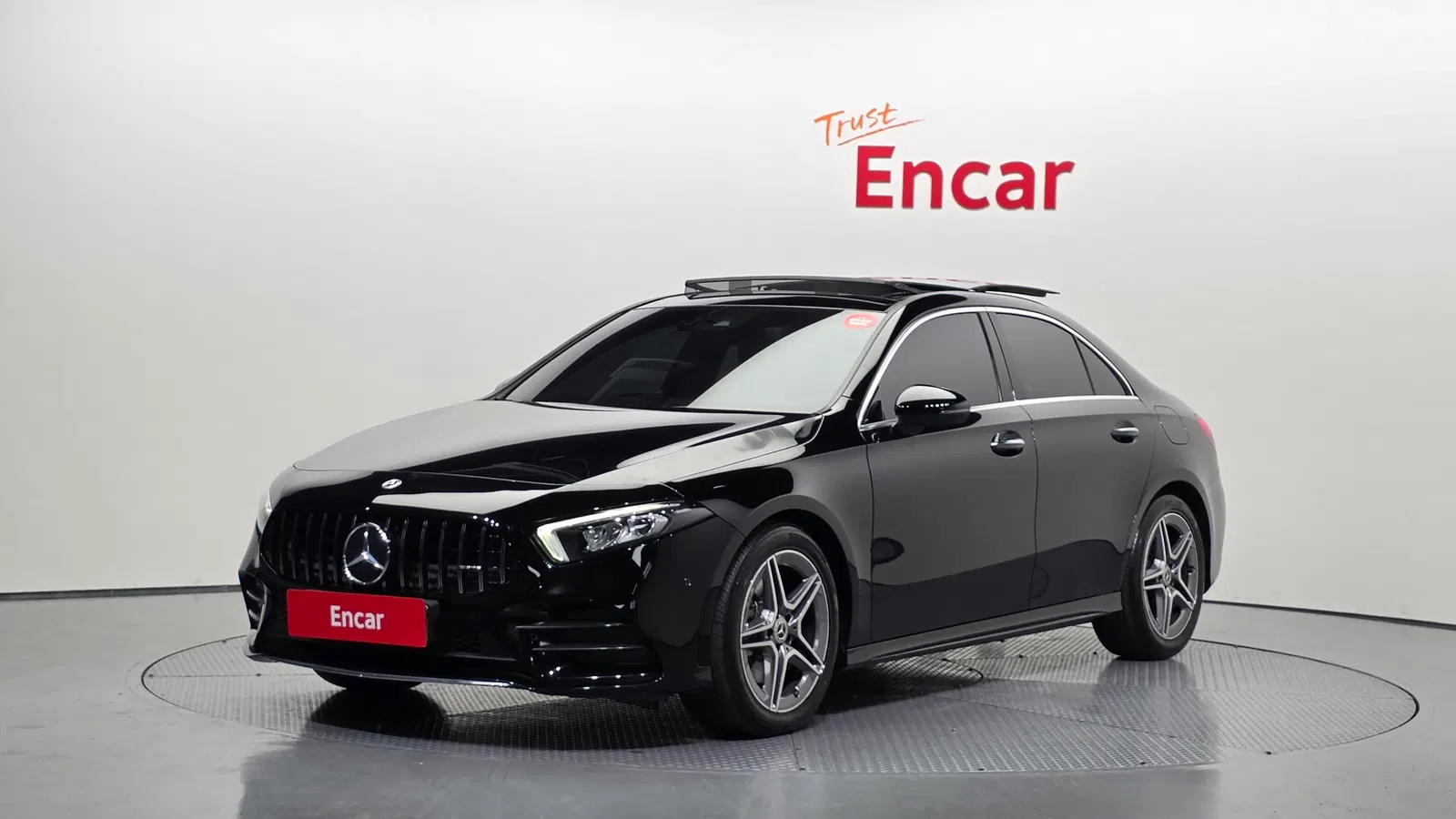 Mercedes-Benz Classe A A250 4MATIC Berline (W177) 2022 — photo 1 sur 31