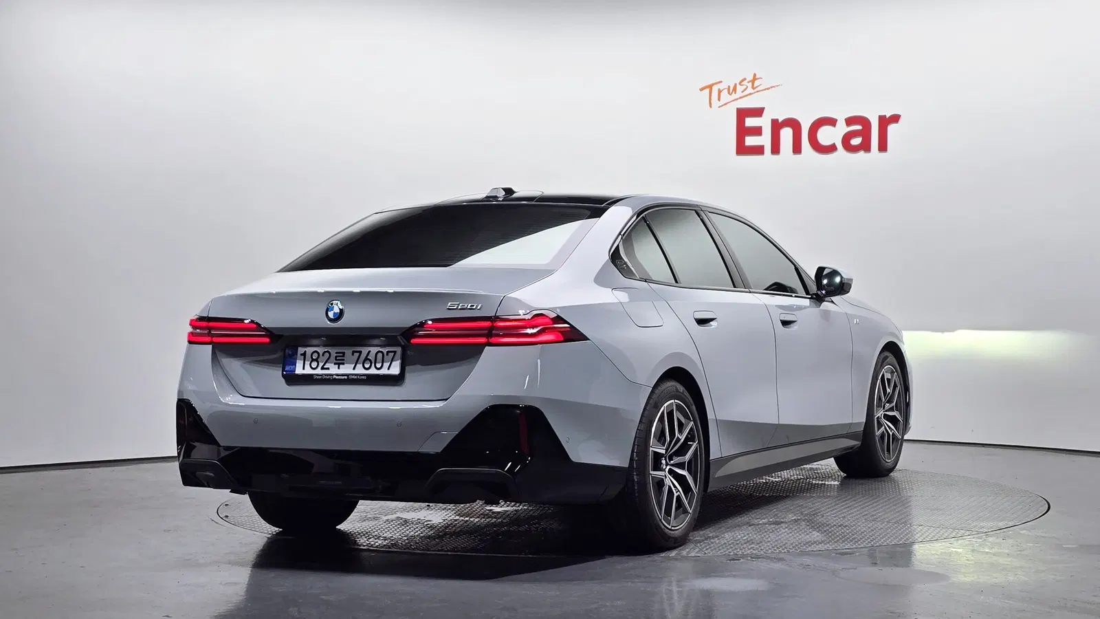 BMW Série 5 (G60) 520i M Sport 2025 — photo 1 sur 31