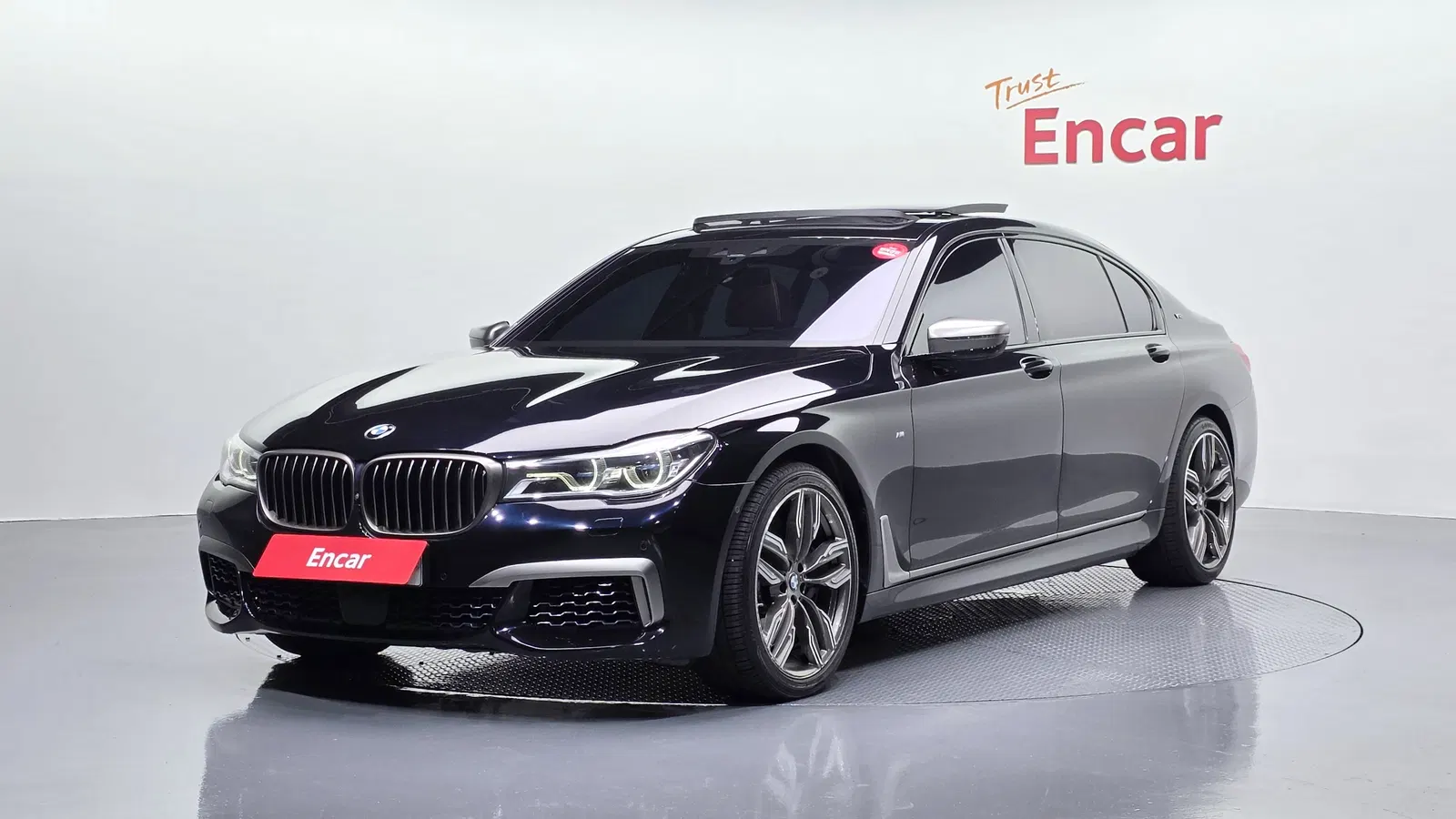 BMW Série 7 (G11) M760Li xDrive 2018 — photo 1 sur 36