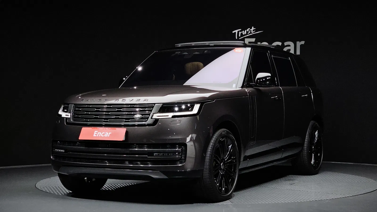 Land Rover Range Rover 5e génération P530 AB LWB 2023 — photo 1 sur 20