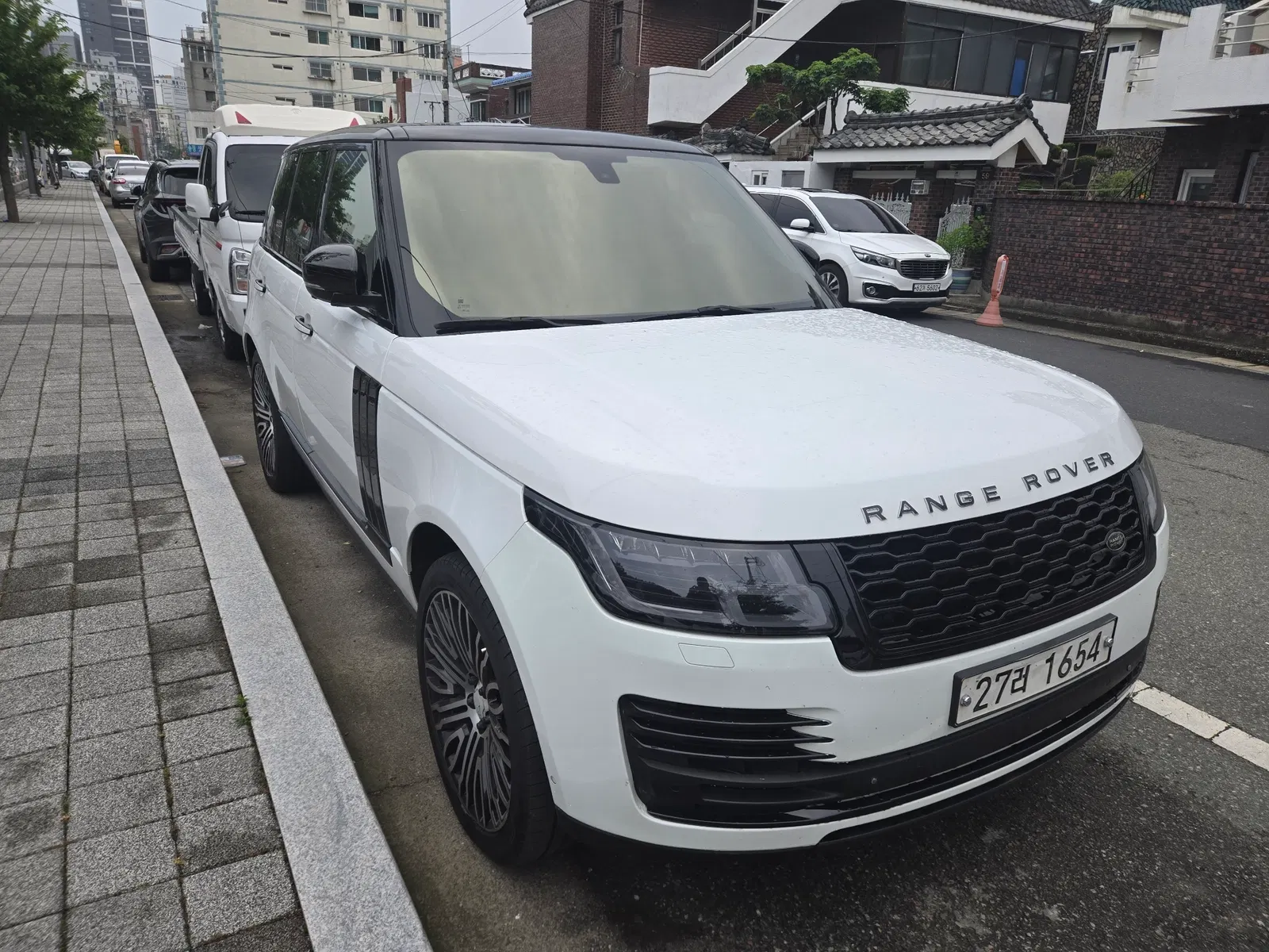Land Rover Range Rover 4e génération 3.0 TDV6 Vogue SE Diesel 2014 — photo 1 sur 18