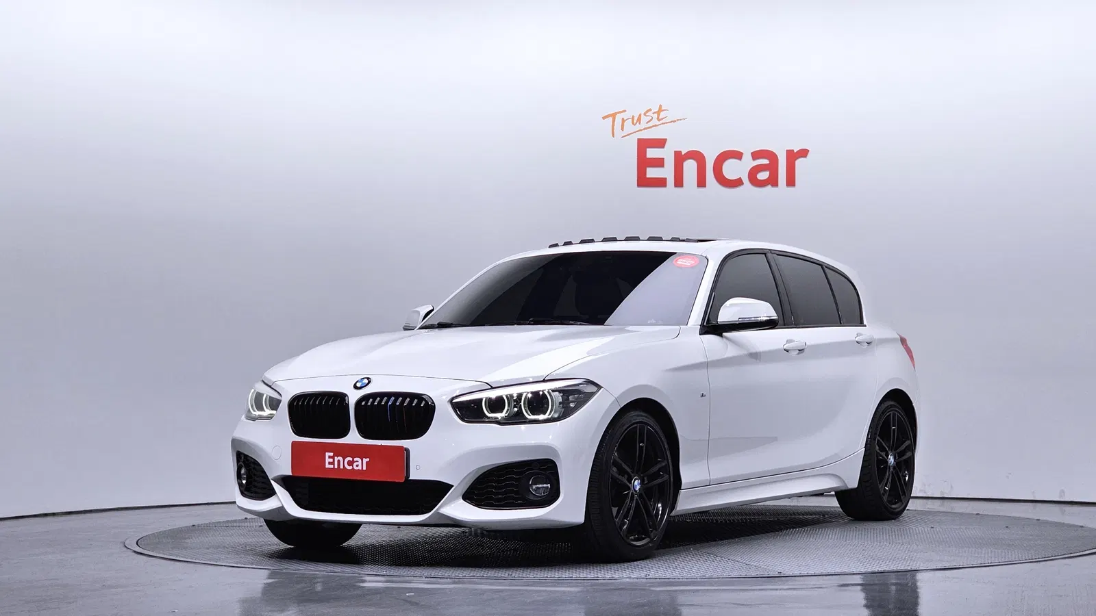 BMW Série 1 (F20) 118d M Sport Shadow 5 portes 2018 — photo 1 sur 20