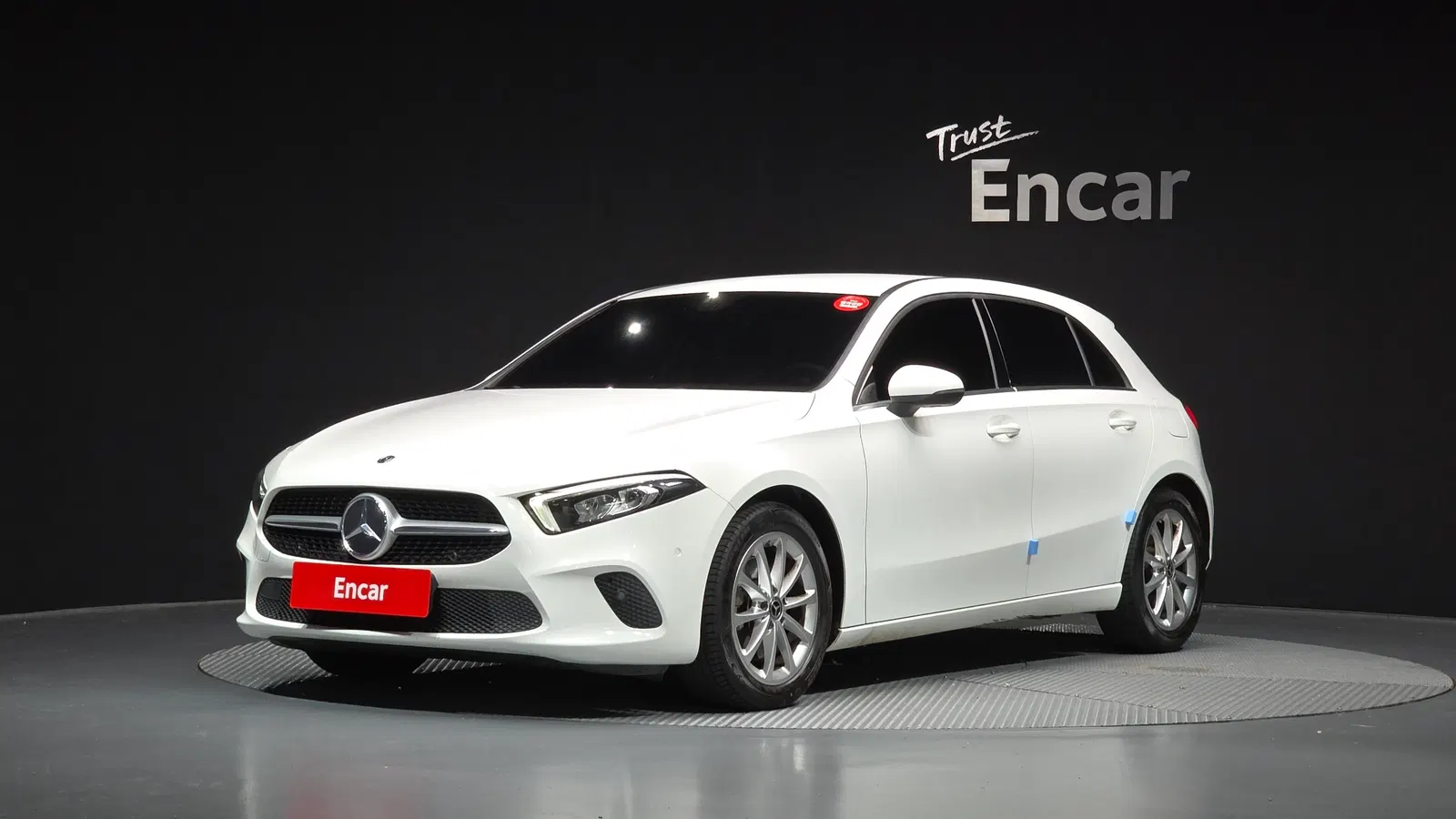 Mercedes-Benz Classe A A220 5 portes (W177) 2019 — photo 1 sur 8