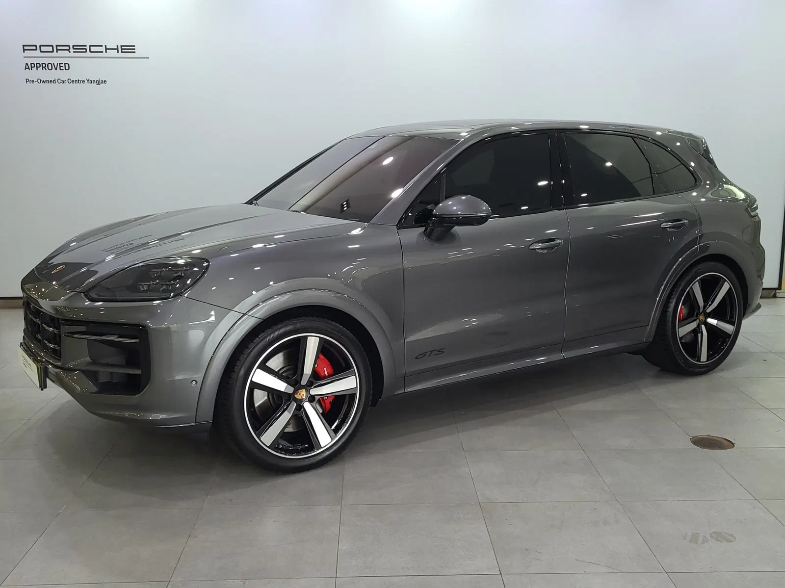 Porsche Cayenne (PO536) 4.0 GTS 2025 — photo 1 sur 26