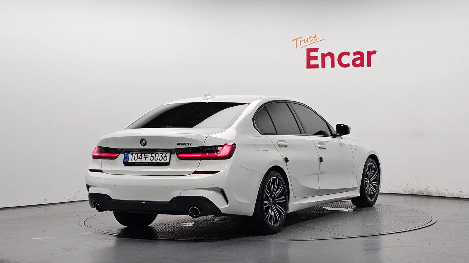 BMW Série 3 (G20) 320i M Sport 2021 — photo 1 sur 32