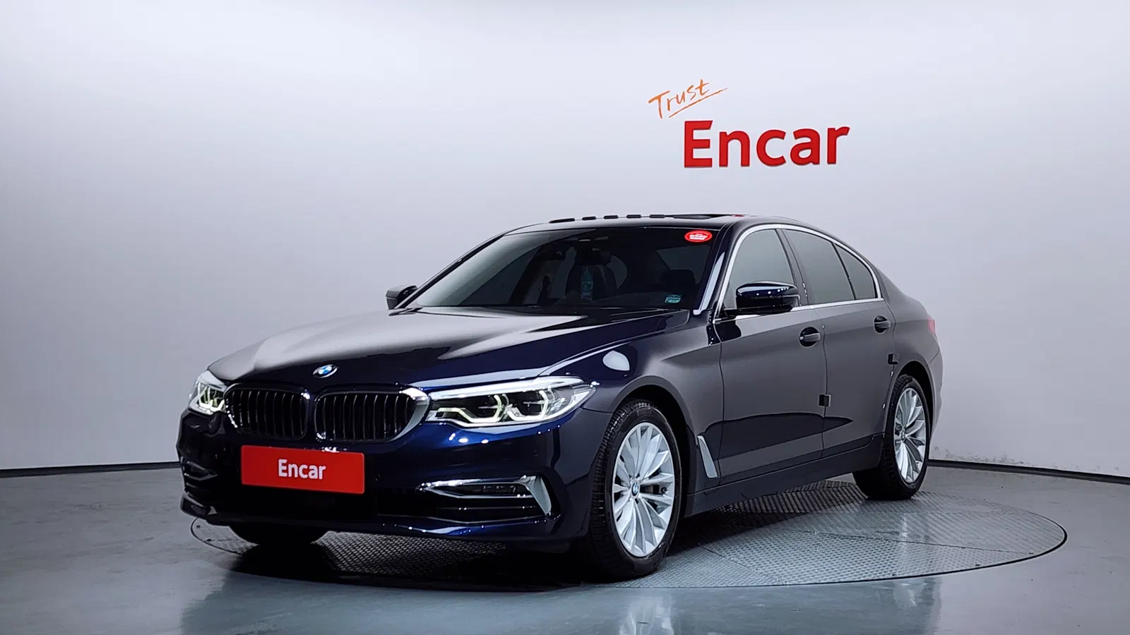 BMW Série 5 (G30) 530i Luxury Plus 2019 — photo 1 sur 33
