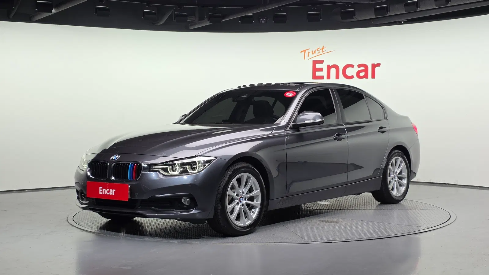 BMW Série 3 (F30) 320d 2018 — photo 1 sur 20