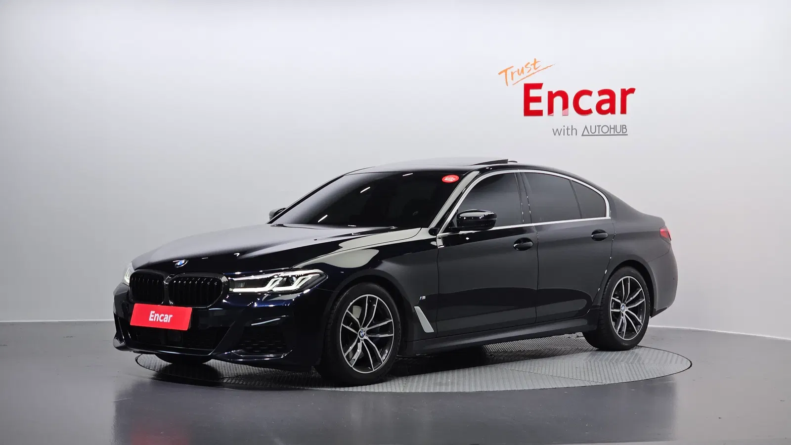 BMW Série 5 (G30) 520i M Sport 2022 — photo 1 sur 20
