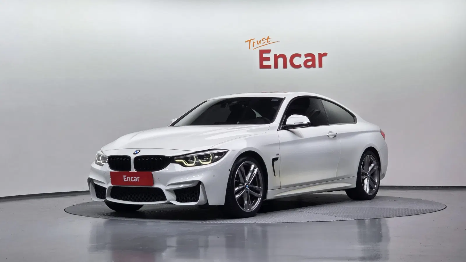 BMW Série 4 (F32) 430i M Sport Coupé 2020 — photo 1 sur 35