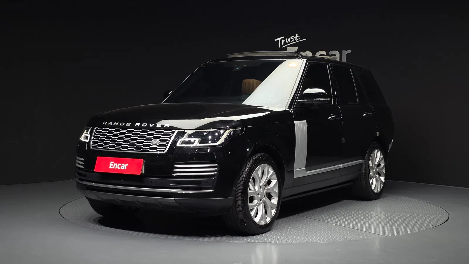 Land Rover Range Rover 4e génération 4.4 SDV8 Vogue SE Diesel 2018 — photo 1 sur 35