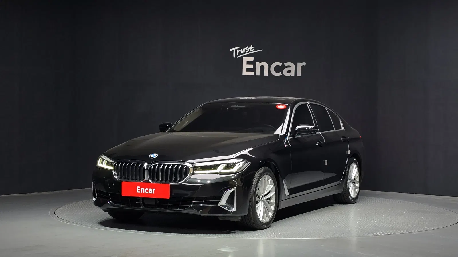 BMW Série 5 (G30) 523d xDrive Luxury 2022 — photo 1 sur 20