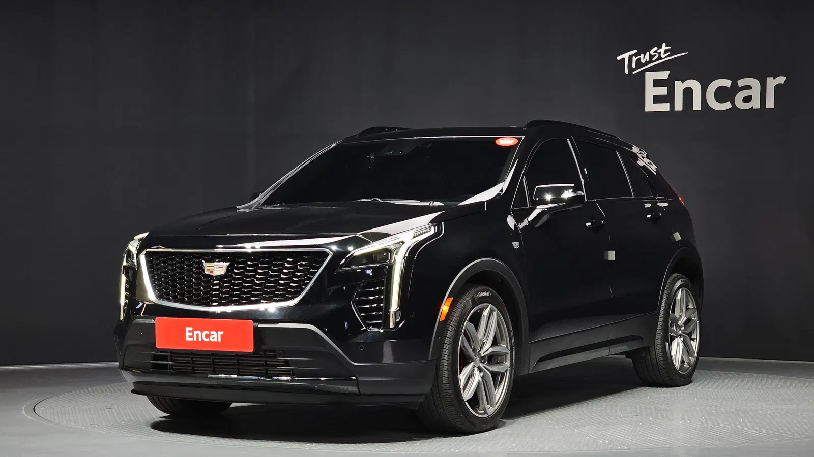 Cadillac XT4 2.0 Sport AWD 2021 — photo 1 sur 31