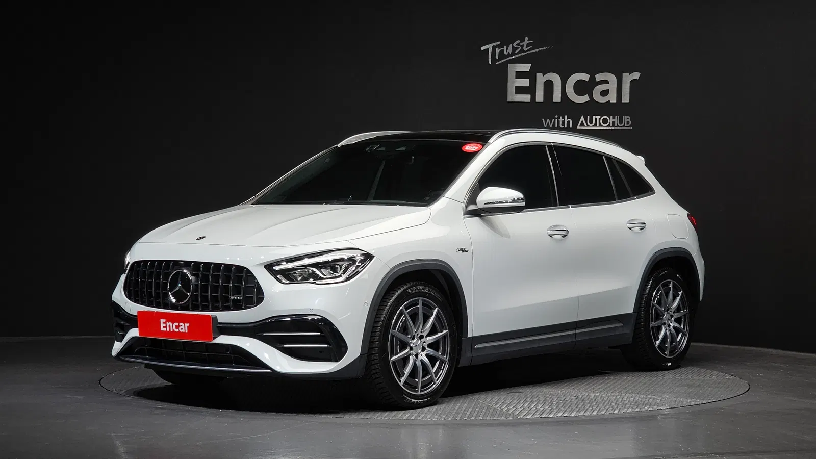 Mercedes-AMG GLA GLA45 4MATIC+ (H247) 2021 — photo 1 sur 38