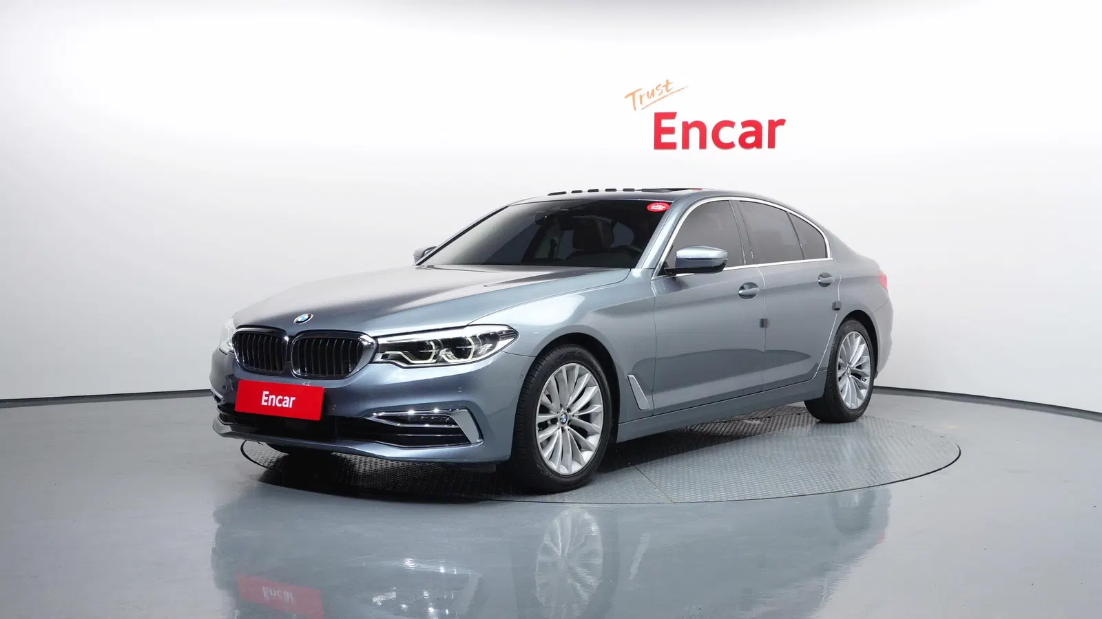 BMW Série 5 (G30) 520d Luxury Plus 2019 — photo 1 sur 20