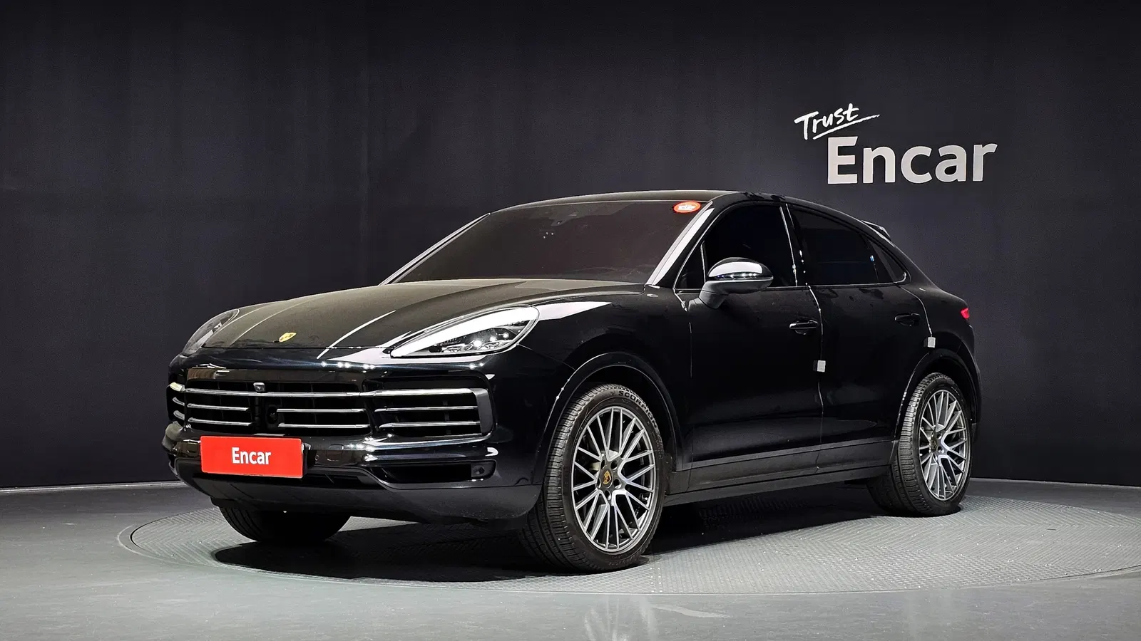 Porsche Cayenne (PO536) 3.0 Coupé Platinum Edition 2023 — photo 1 sur 27