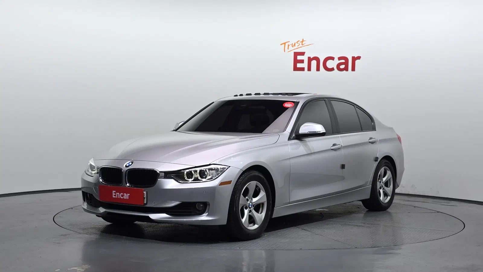 BMW Série 3 (F30) 320d EDEdition 2015 — photo 1 sur 20