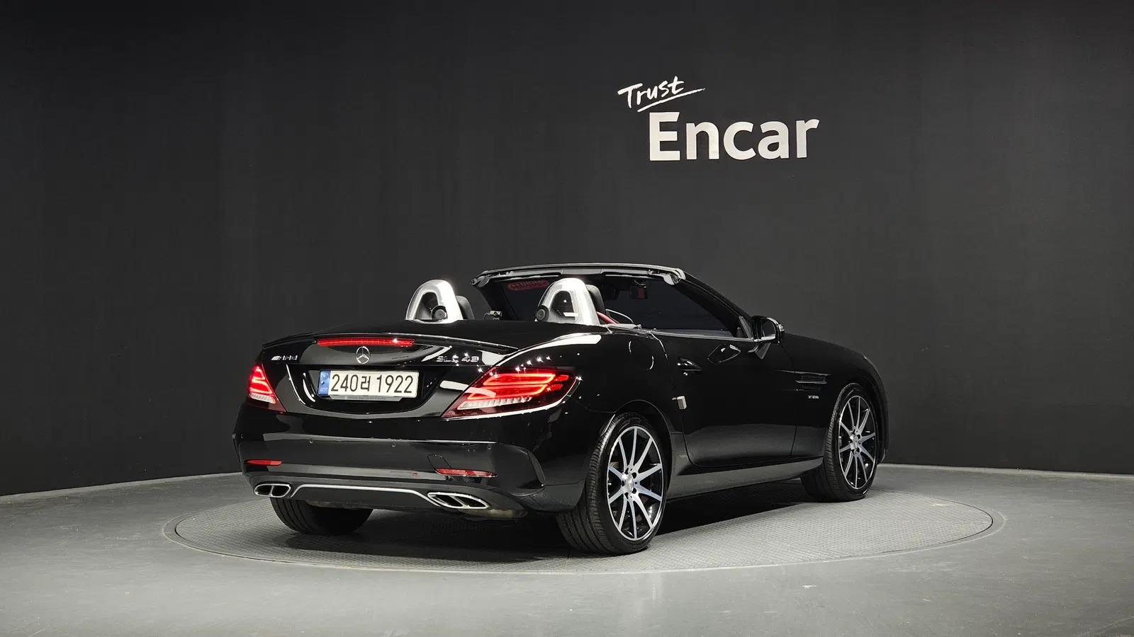 Mercedes-AMG SLC SLC43 (R172) 2018 — photo 1 sur 36