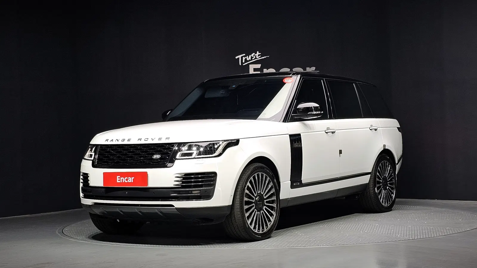 Land Rover Range Rover 4e génération 4.4 SDV8 AB LWB Diesel 2020 — photo 1 sur 20