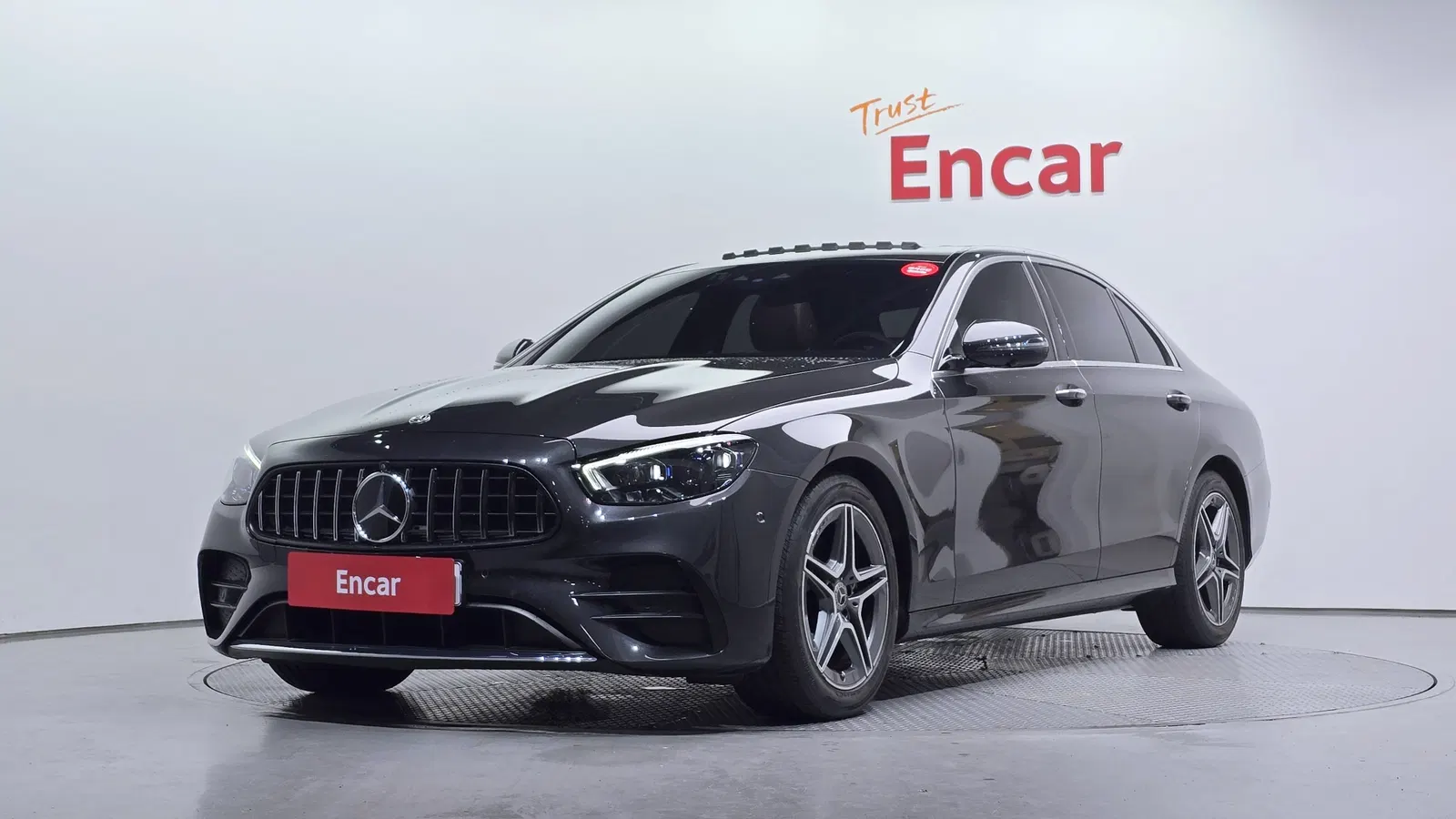 Mercedes-Benz Classe E AMG Line · E250 (W213) 2023 — photo 1 sur 30