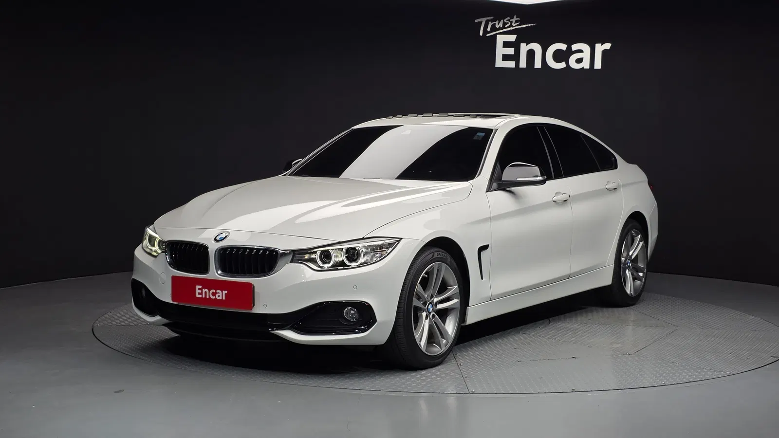 BMW Série 4 (F32) 420d xDrive Sport GranCoupé 2016 — photo 1 sur 20