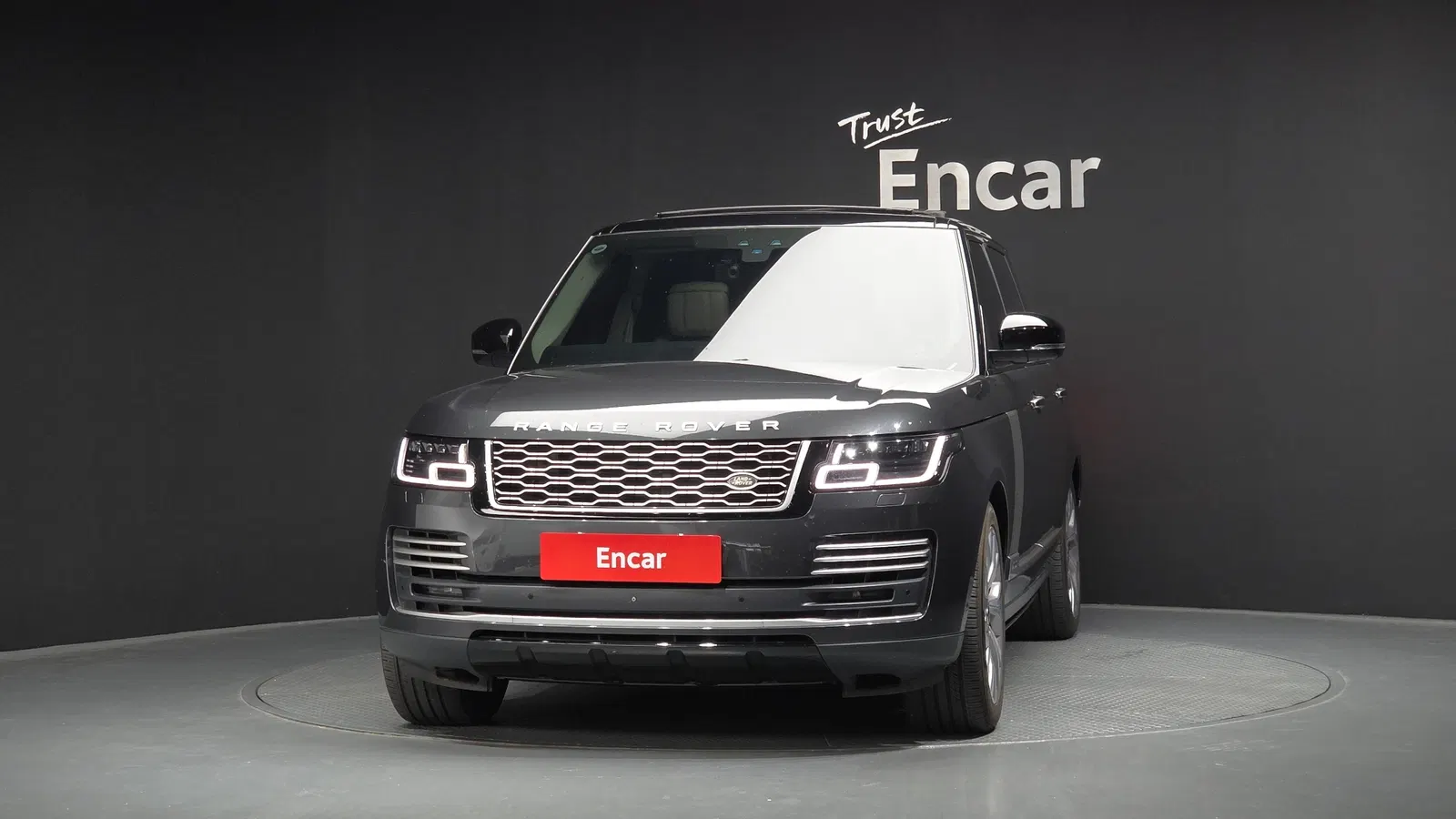 Land Rover Range Rover 4e génération 5.0 SC AB LWB 2019 — photo 1 sur 26