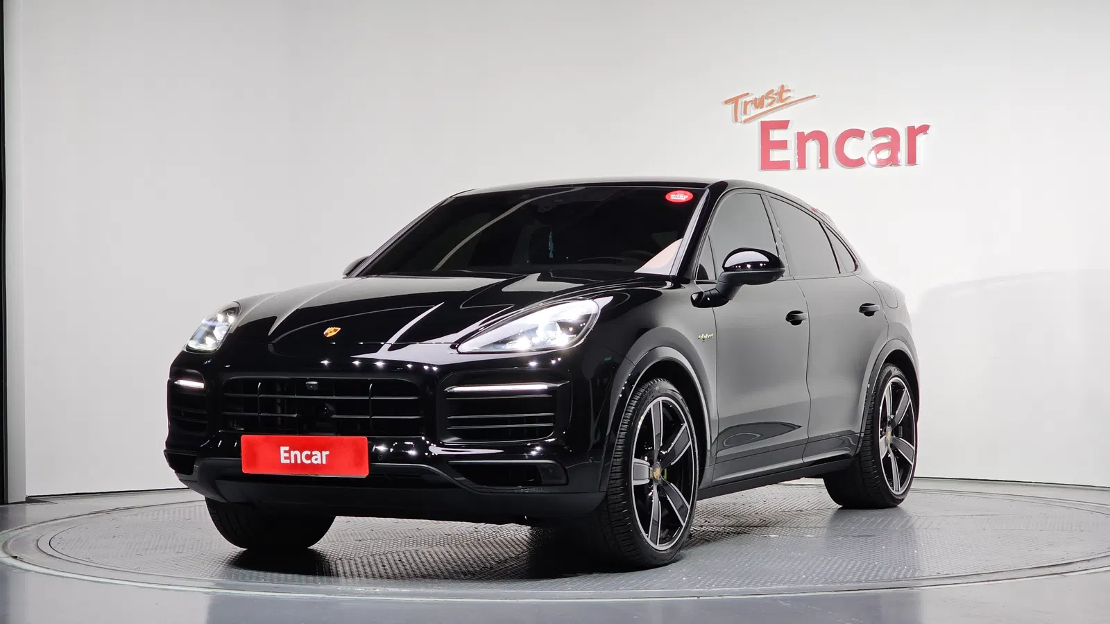 Porsche Cayenne (PO536) 3.0 E-Hybride Coupé Platinum Edition 2023 — photo 1 sur 20