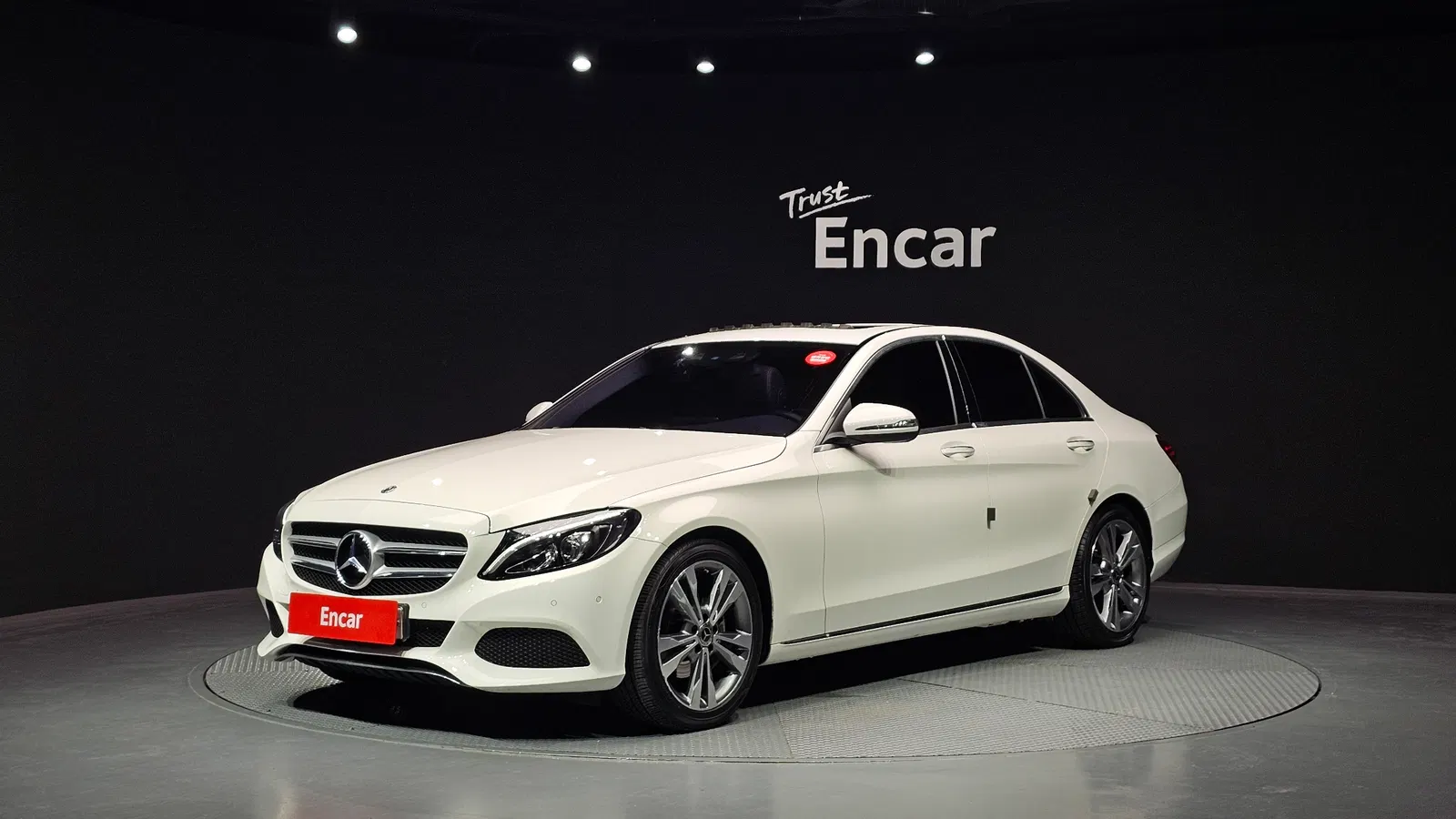 Mercedes-Benz Classe C C220 d Avantgarde (W205) 2017 — photo 1 sur 33