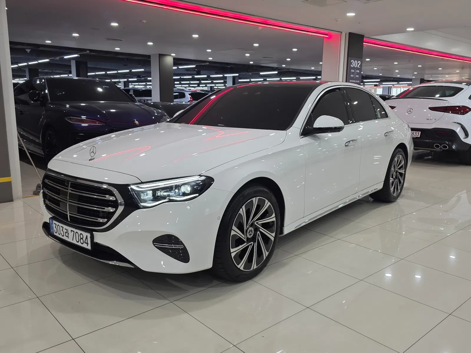 Mercedes-Benz Classe E E300 4MATIC Exclusive (W214) 2025 — photo 1 sur 25