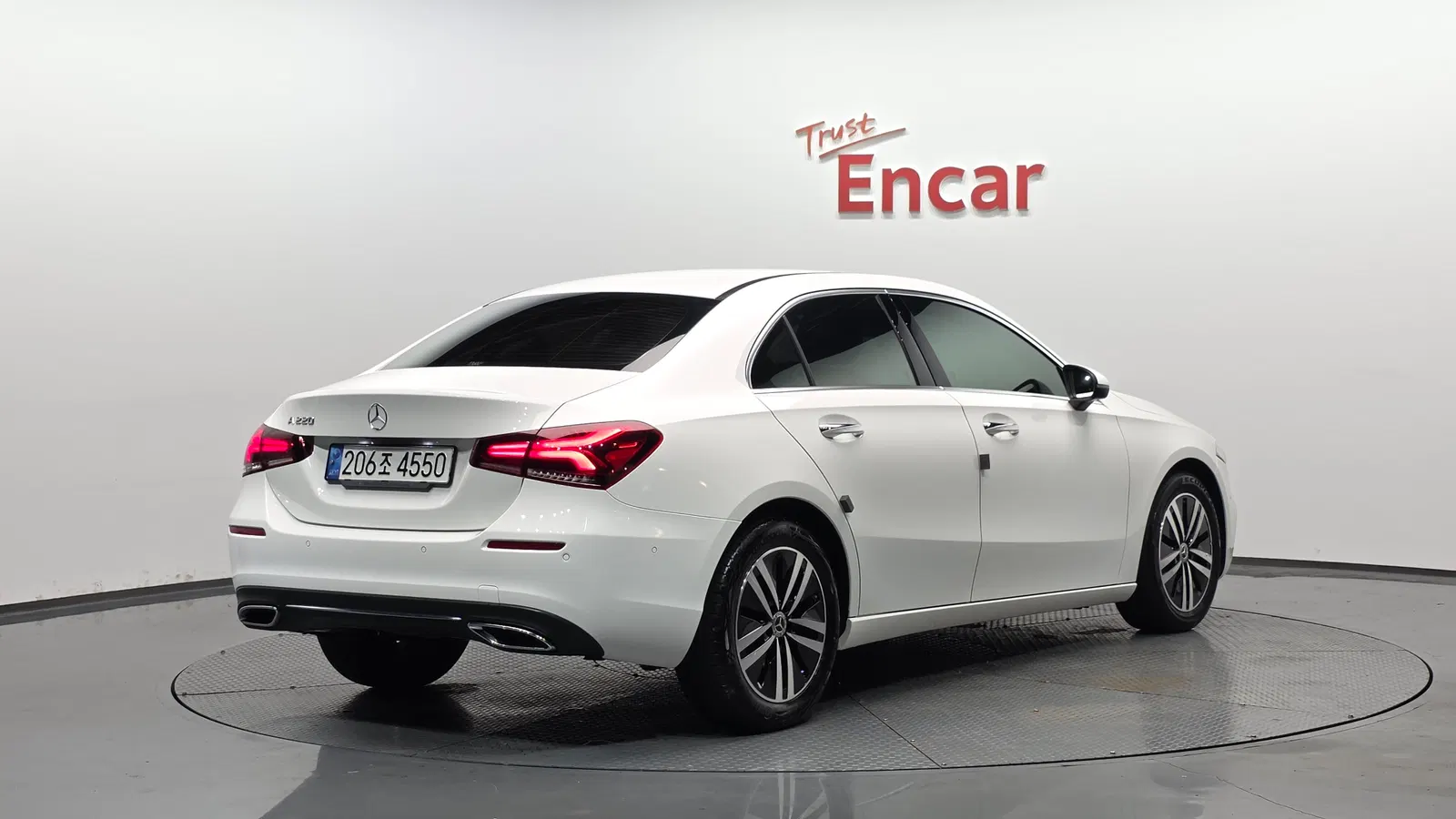 Mercedes-Benz Classe A A220 Berline (W177) 2022 — photo 1 sur 30