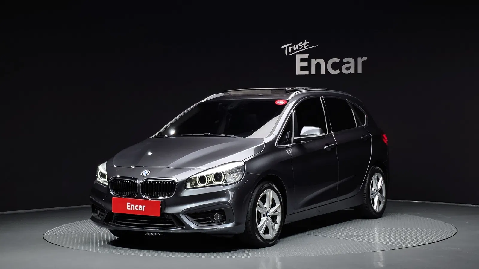 BMW Série 2 Active Tourer (F45) Joy 2018 — photo 1 sur 34
